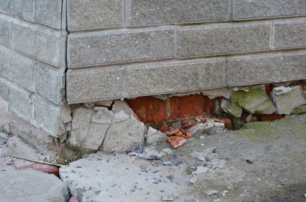 Foundation Settlement Repair in Jefferson City
